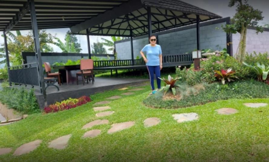 Villa Chacha At Macarena, Megamendung Exterior foto