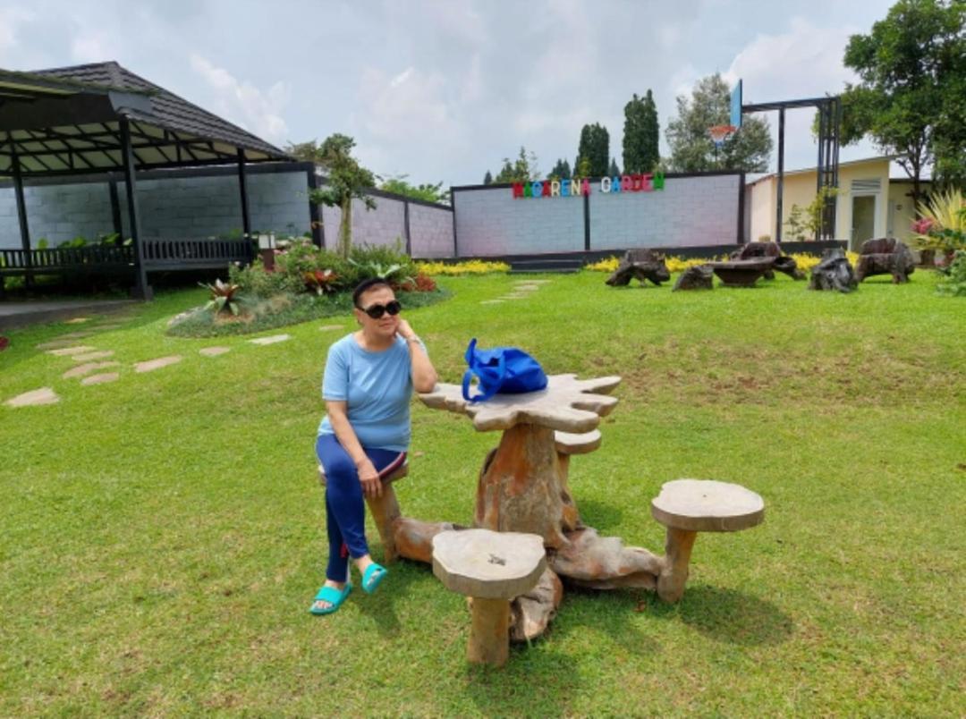 Villa Chacha At Macarena, Megamendung Exterior foto